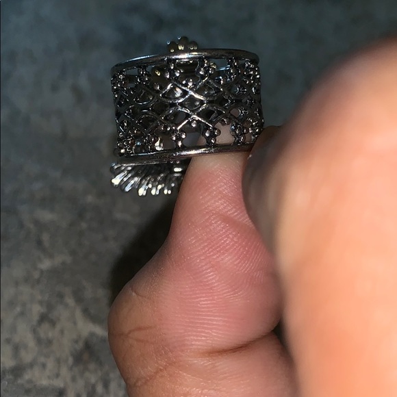 Triangle Ring - Picture 3 of 3